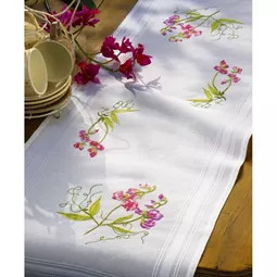 Royal Paris Sweetpea Table Runner Embroidery Kit