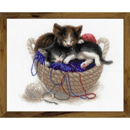 RIOLIS Kittens in a Basket Cross Stitch