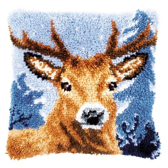 Image 1 of Vervaco Reindeer Latch Hook Latch Hook Christmas Cushion Kit