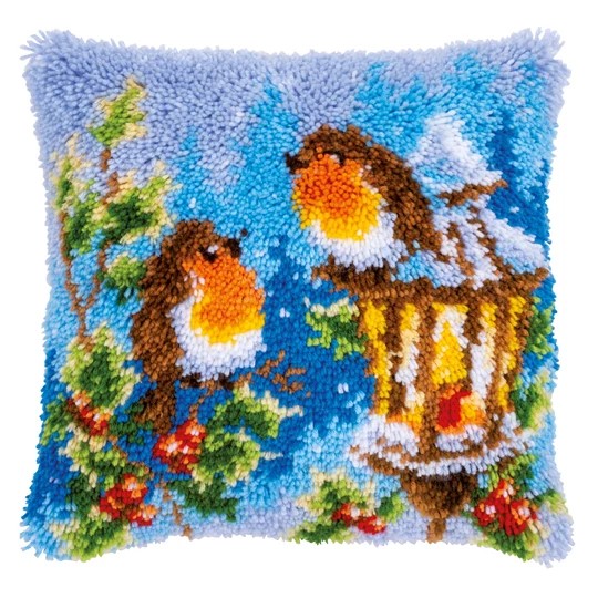 Image 1 of Vervaco Robins at Christmas Latch Hook Cushion Kit