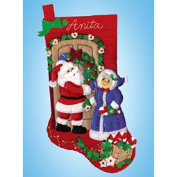 Design Works Crafts Mr and Mrs Claus Stocking Christmas Craft Kit