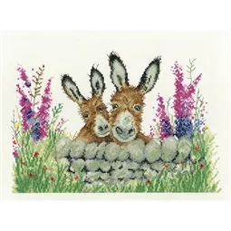 Heritage Pip and Poppy Cross Stitch Kit