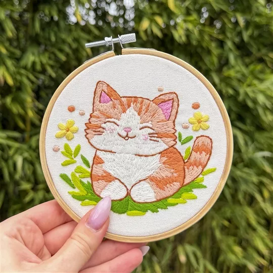 Milpoint Smiling Kitty Embroidery