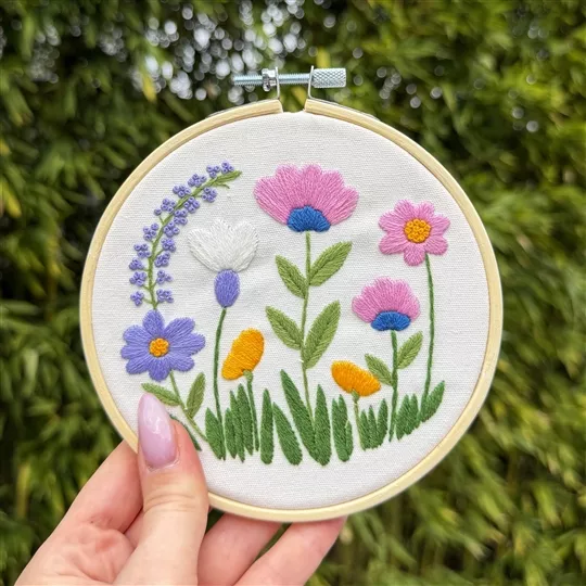 Milpoint Pastel Meadow Embroidery Kit