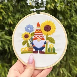Milpoint Garden Gnome Embroidery Kit