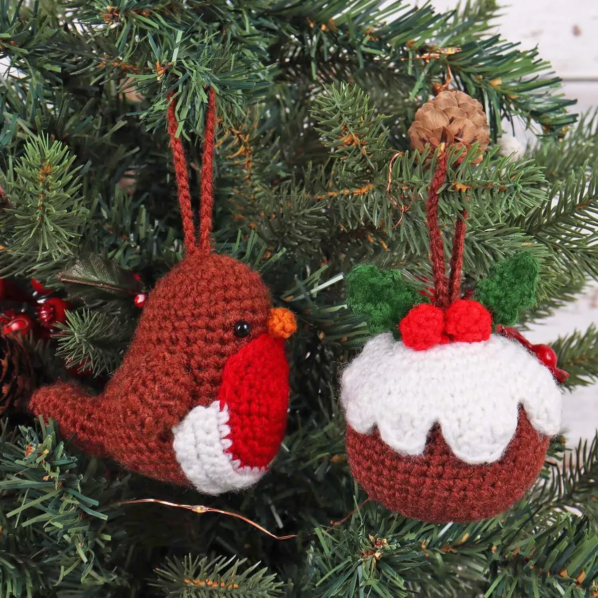 Trimits Robin and Pudding Crochet Ornaments Crochet Kit — image 3