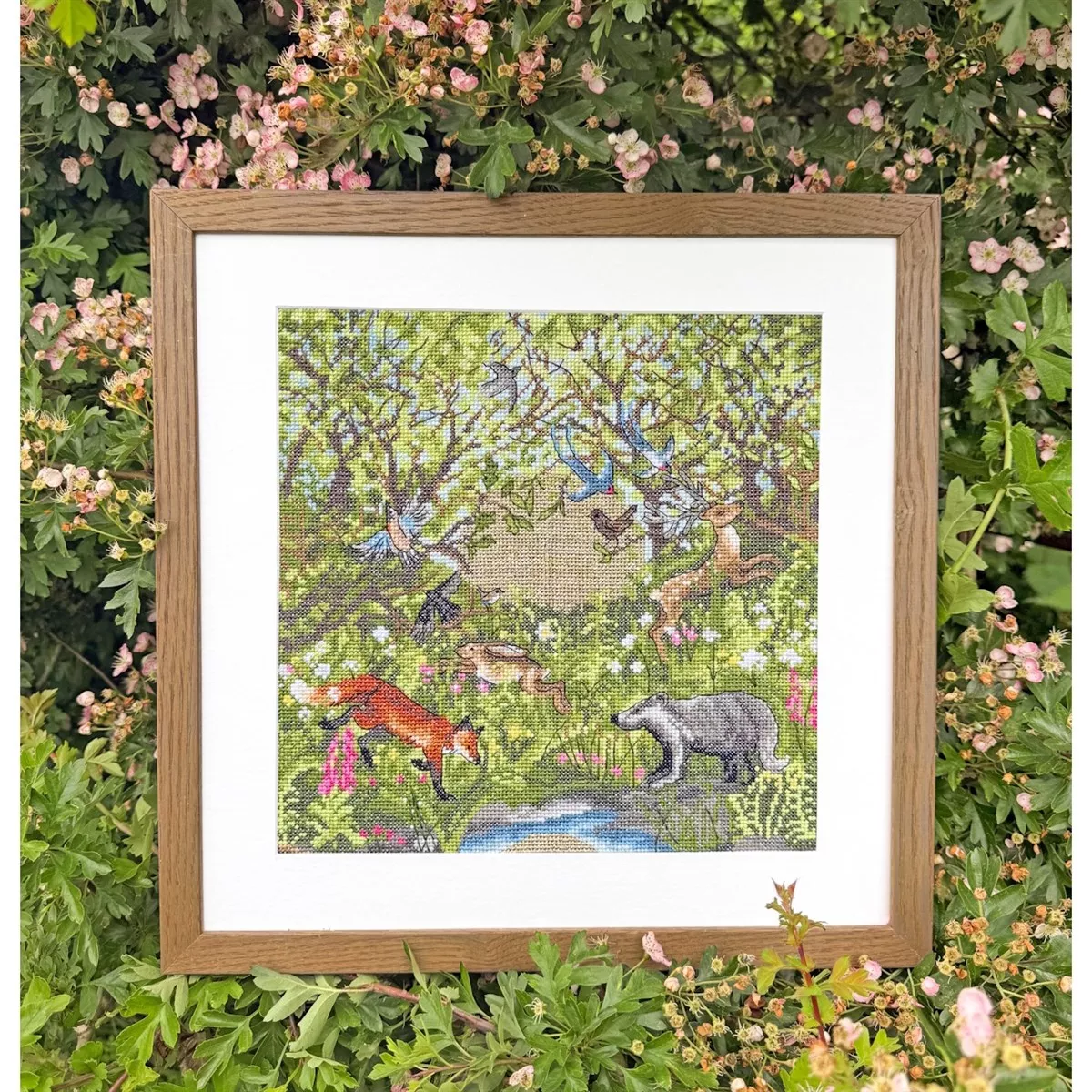Bothy Threads Summer Solstice Cross Stitch Kit — image 3