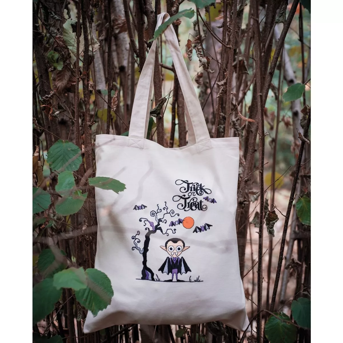Vervaco Vampire Tote Bag Embroidery Kit — image 2