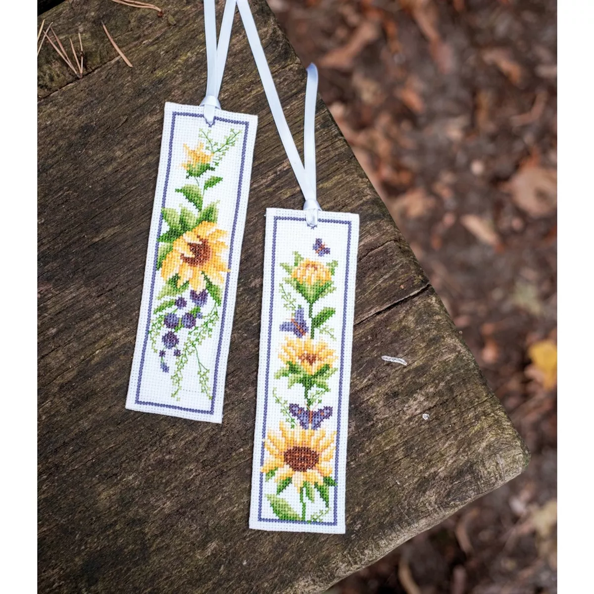 Vervaco Sunflowers Bookmarks Cross Stitch Kit — image 4