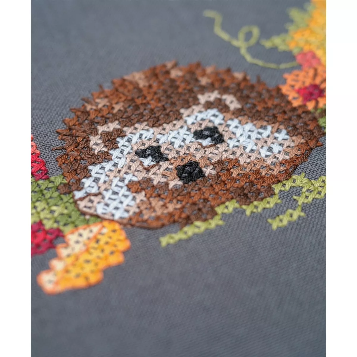 Vervaco Hedgehog and Robin Tablecloth Cross Stitch Kit — image 2