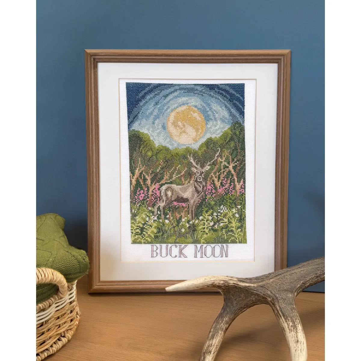 Bothy Threads Buck Moon Cross Stitch Kit — image 3