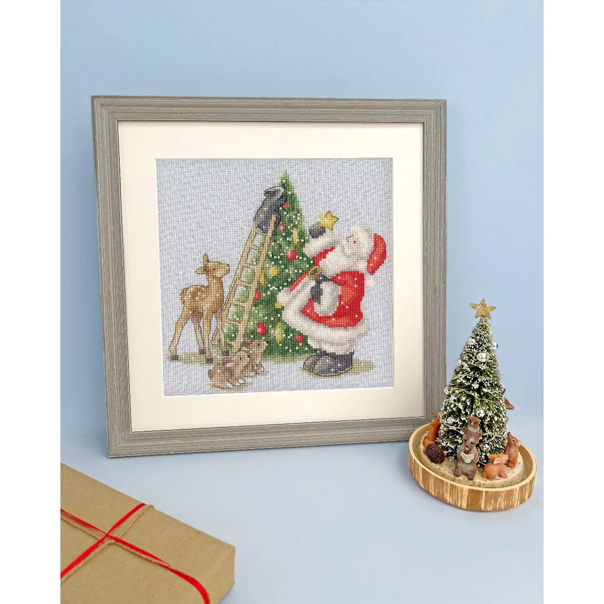 Bothy Threads North Pole Star Cross Stitch Kit — image 3